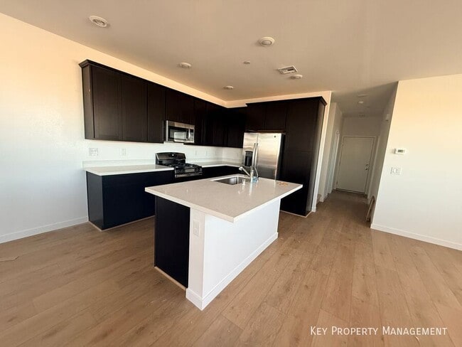 Building Photo - 1512 Maya Xing Ave