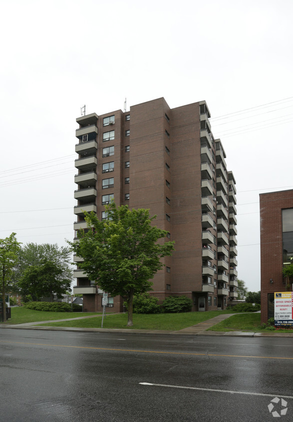 Building Photo - Green Valley Terrace