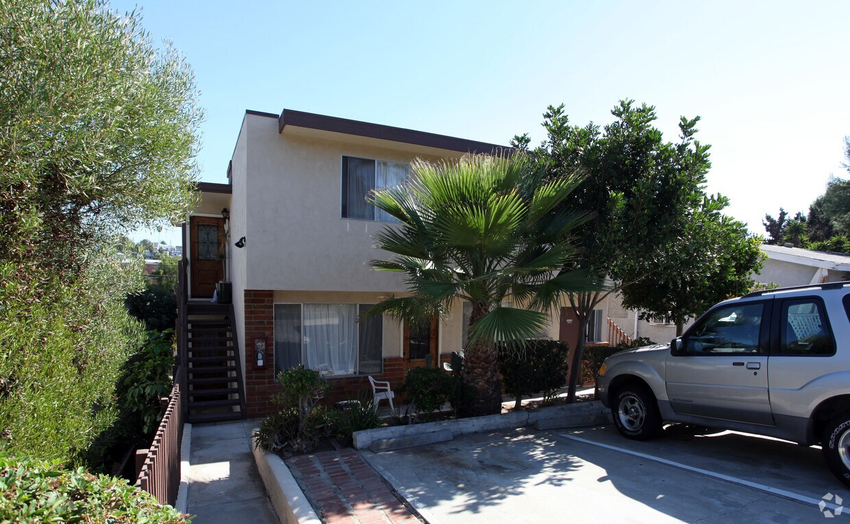 1037 3rd St, Encinitas, CA 92024 Apartments in Encinitas, CA