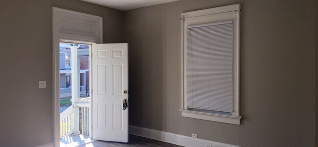 Foto del edificio - **Deposit Special $1000** 4229 Langland St...