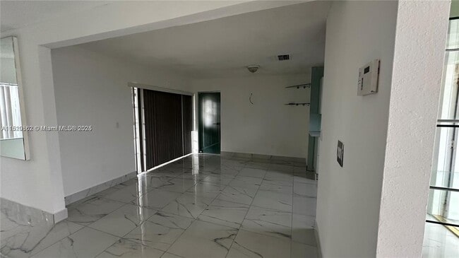Building Photo - 13060 SW 262nd Terrace