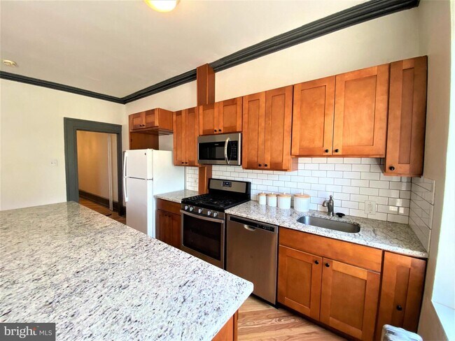 Foto del edificio - 1431 W Girard Ave