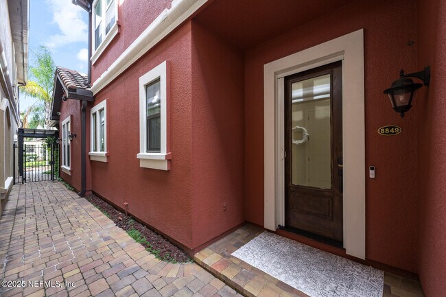 Building Photo - 8849 Pallazzo Terrace