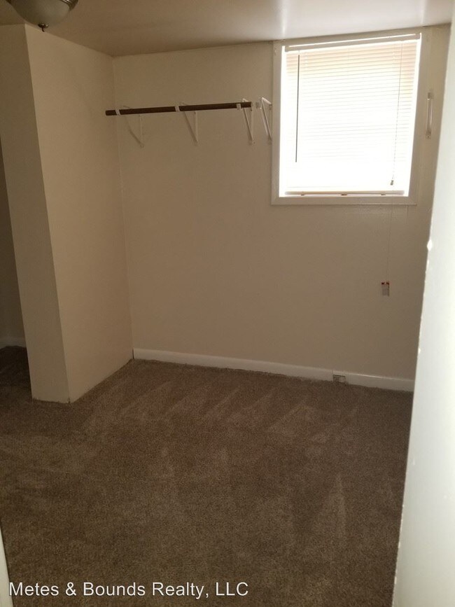 Foto del edificio - 4 br, 2 bath House - 1612 Pine Glen Circle