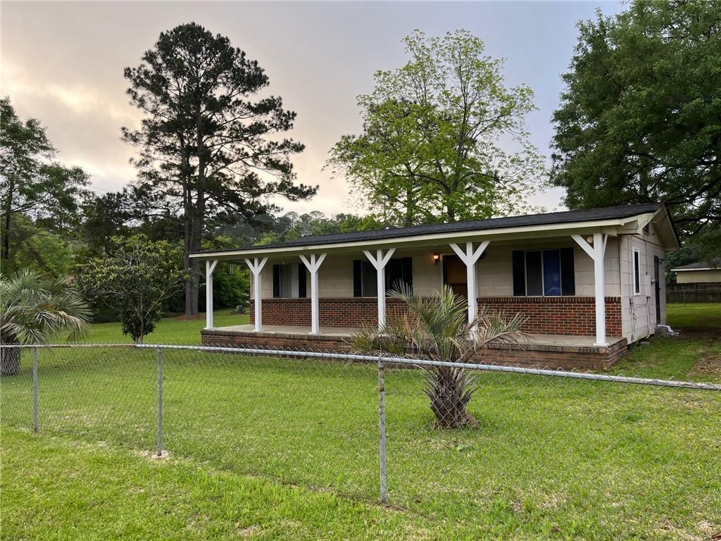 7655 Three Notch Rd, Mobile, AL 36619 House for Rent in Mobile, AL