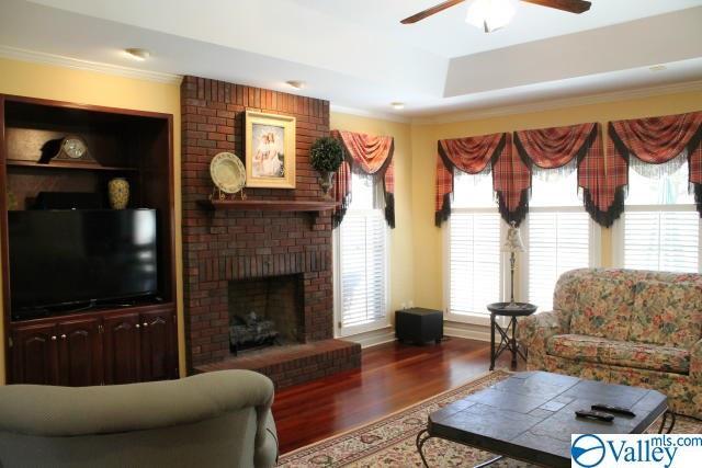 Building Photo - 2915 Honors Row SE