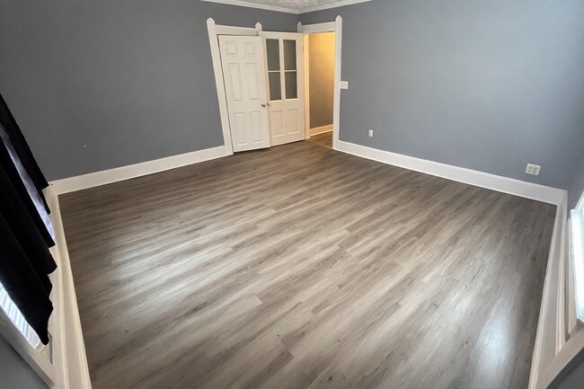 Building Photo - 2 Bed Apartment Downtown Lafayette