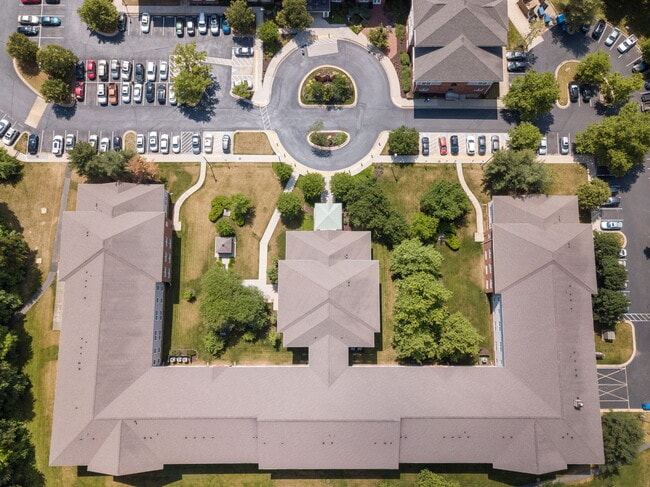 Building Photo - Park View at Laurel II  Senior Apartments