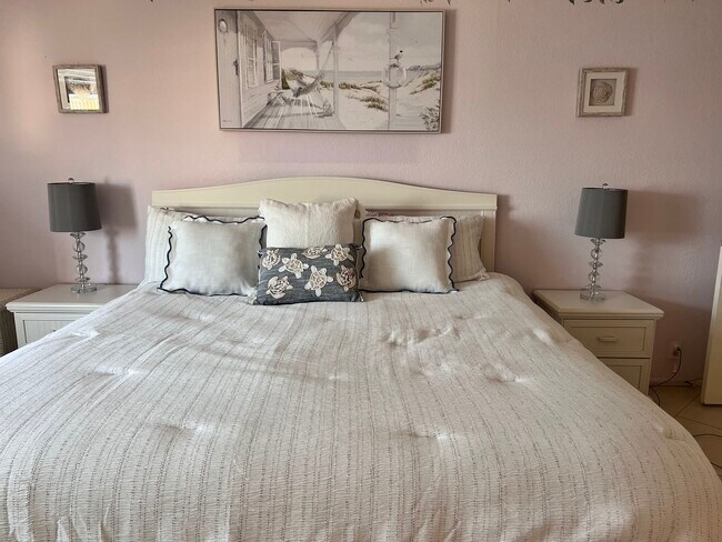 Foto del edificio - 255 Dolphin Point