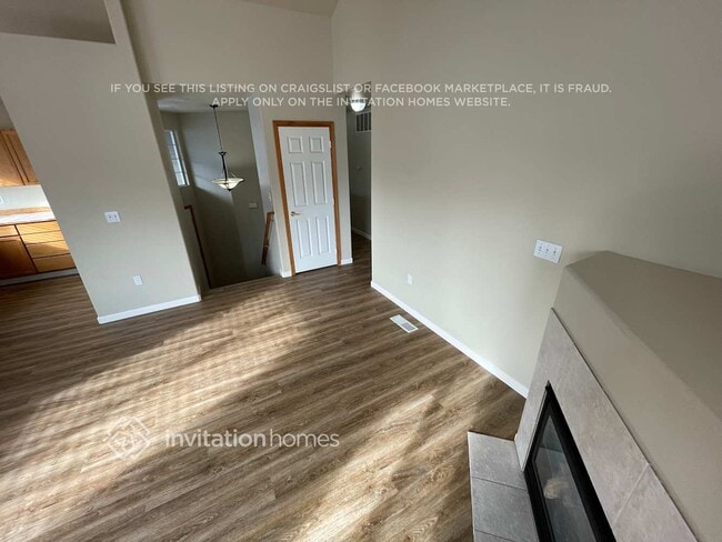 Building Photo - 1811 111th Dr SE