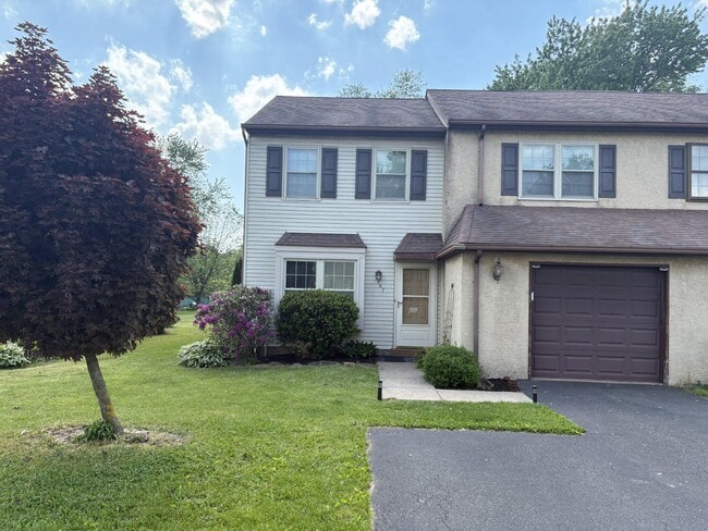 Building Photo - 167 Sunshine Dr