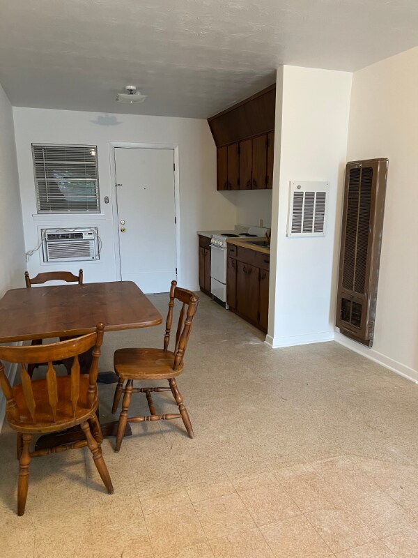 1708 Holloman Dr Unit Apt. 3, Port Lavaca, TX 77979 Apartment for