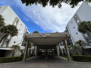 Building Photo - 201 178th Dr