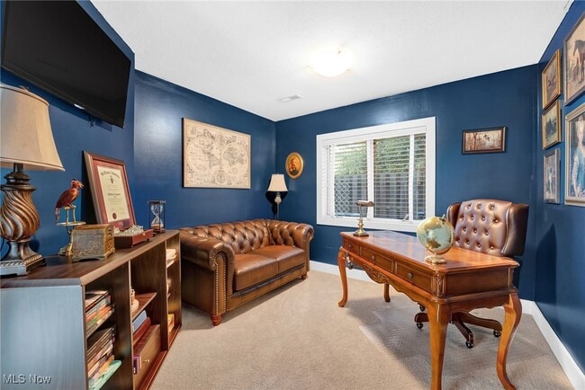 Building Photo - 2227 City View Dr