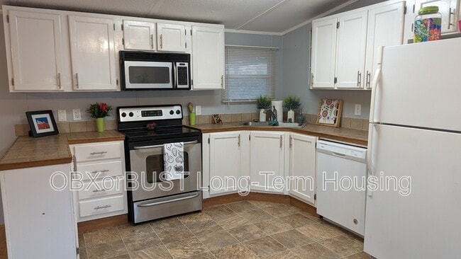 Building Photo - 106 Sumac Ln