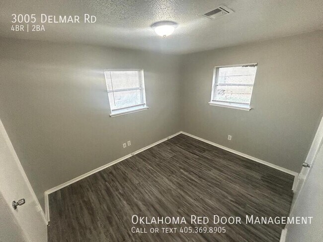 Foto del edificio - 3005 Delmar Rd