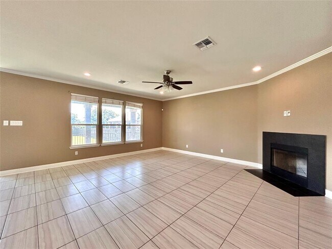 Foto del edificio - 31455 Kingsway Rd