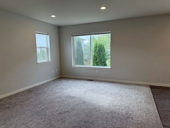 Building Photo - 7415 Saddlebrook Lp