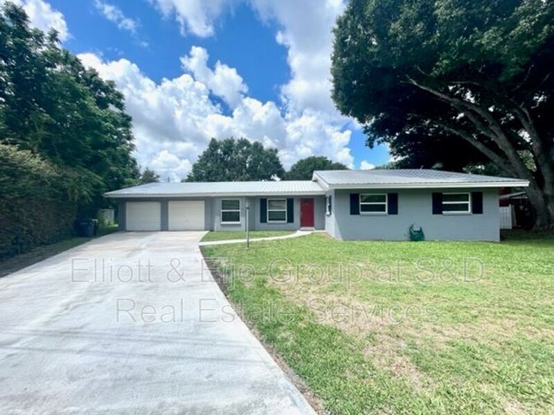 Foto principal - 561 Lake Bonny Dr E