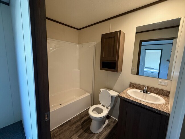 Building Photo - 305 Sheryl A Ln