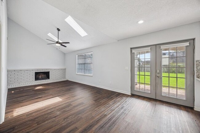 Foto del edificio - 21419 Highland Knolls Dr