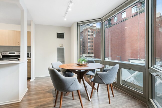 Foto del edificio - 1144 N Dearborn St