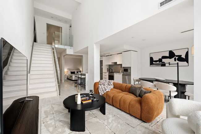 Building Photo - 18 Maitland Terrace