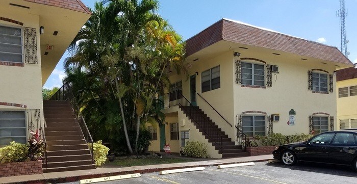 Primary Photo - 1423 SW 2nd St
