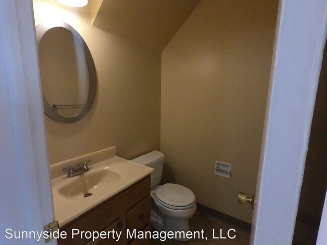 Foto del edificio - 3 br, 1.5 bath House - 3000 Colorado Ave. ...