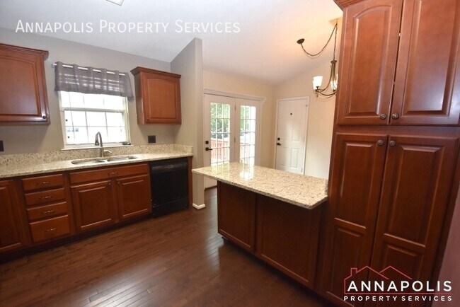 Building Photo - 860 snow valley lane