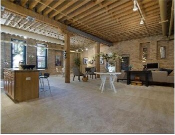Primary Photo - 1300 N Wells St