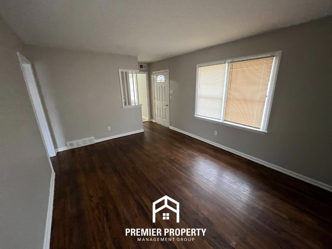 Photo - 3816 Cazassa Rd House