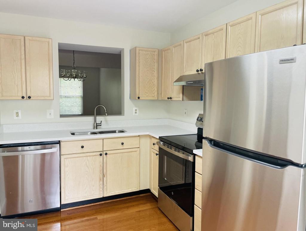 Foto principal - 21887 Maywood Terrace