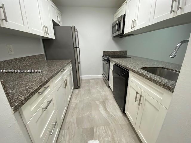 Building Photo - 10801 SW 109th Ct