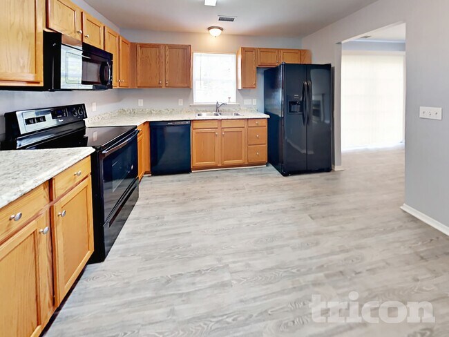 Building Photo - 12435 Shelly Pines Dr