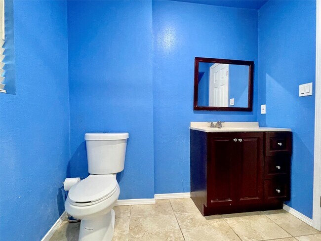 Foto del edificio - 8302 Coastway Ln