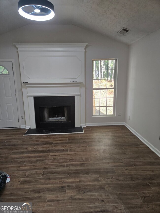 Foto del edificio - 3728 Oakland Spring Ct