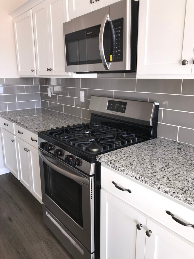 Foto del edificio - 17809 Sunset Ridge Ave