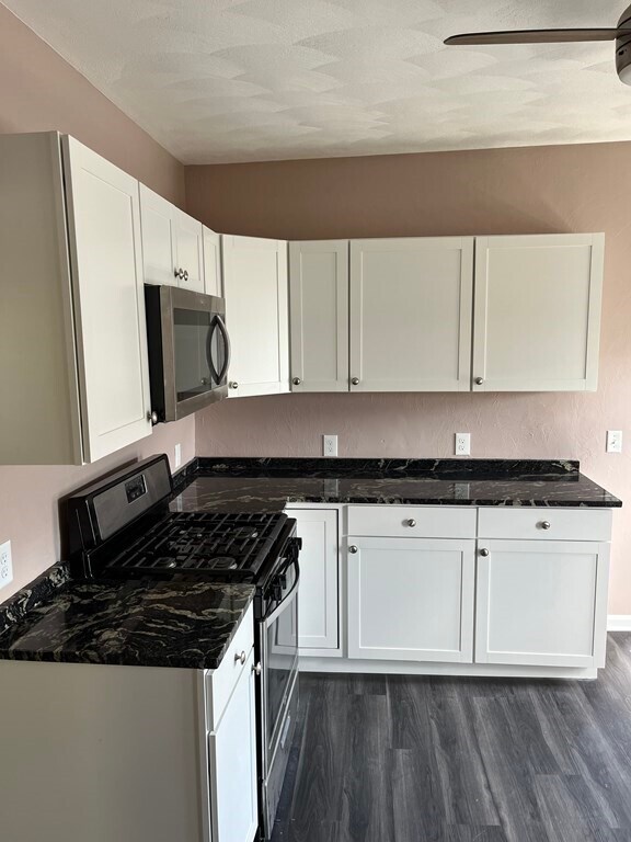 Primary Photo - 228 Revere St