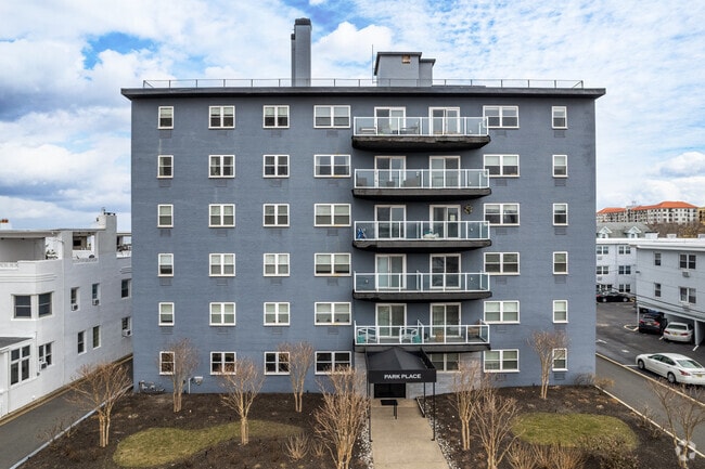 Building Photo - Parkview Terrace Apartments