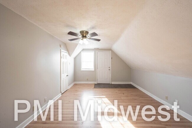 Building Photo - "Charming 1-Bedroom Retreat in Kokomo – Cozy Living with 750 Sq Ft of Comfort!"