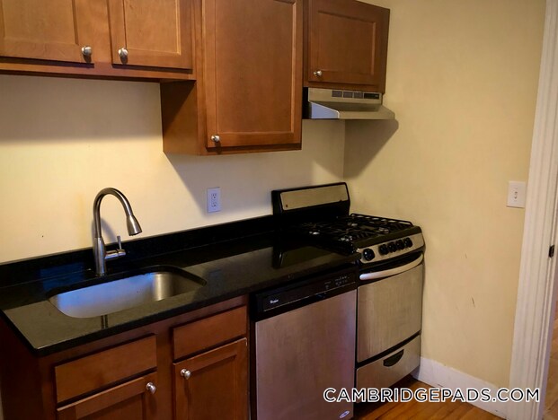 Foto del edificio - 5-7 Blake St.