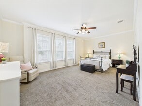 Building Photo - 22 Tassia Ln