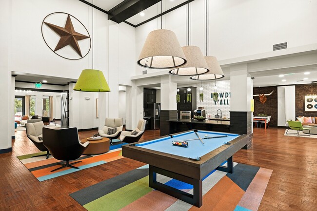 Social Lounge with Billiards - Bexley at Whitestone
