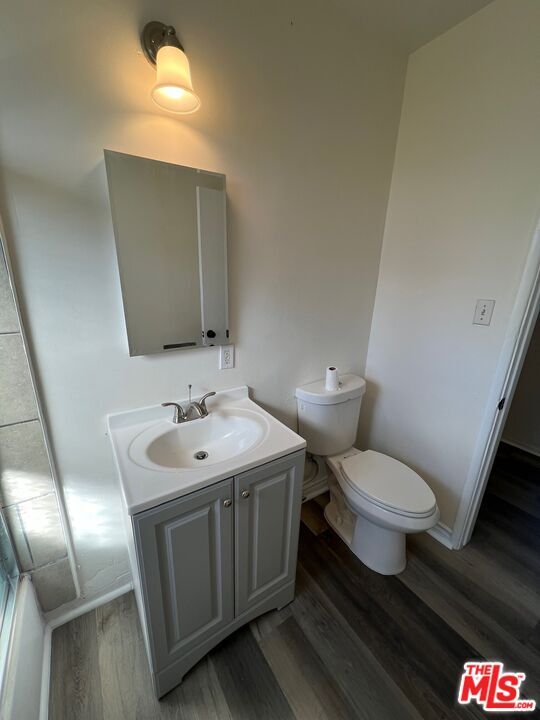 Foto del edificio - 1104 W 93rd St