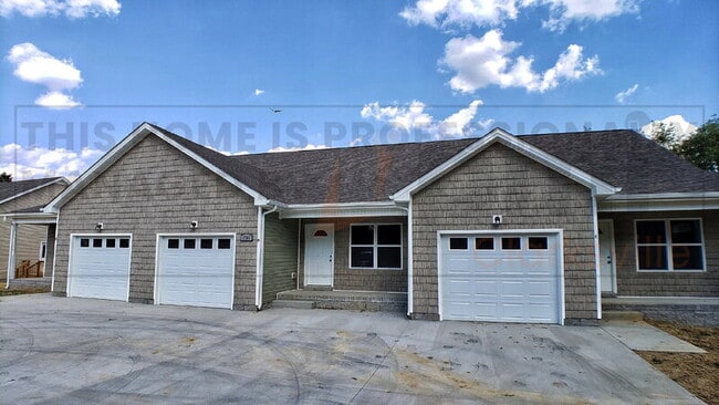 Building Photo - 1705 Evans Rd