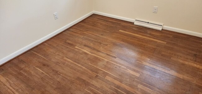 Foto del edificio - 2412 Wendell Blvd