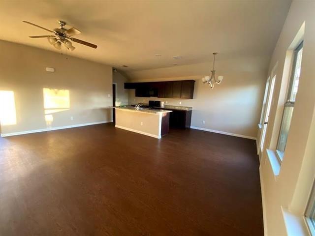 Foto del edificio - 2853 Mesquite Rd