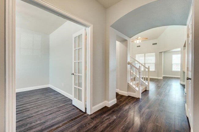 Photo - 1721 Shoebill Dr House