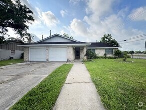 Building Photo - 102 Tanglewood Dr